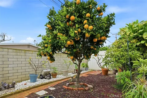 $1,400,000 | 1431 Josie Avenue, Long Beach, CA 90815