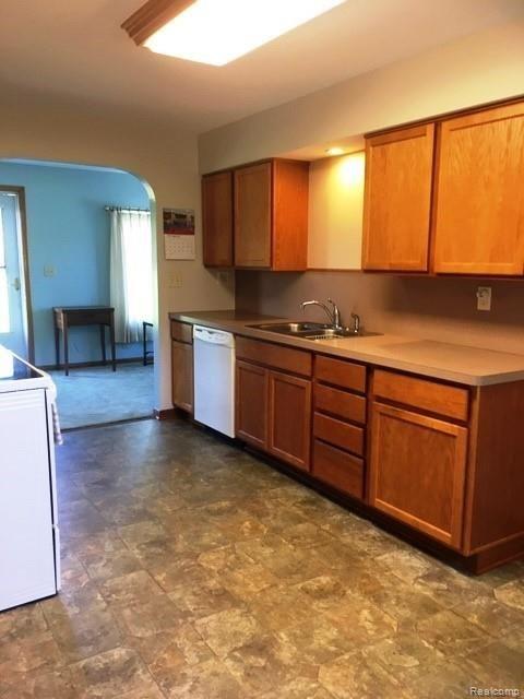 16956 West Albain Road Petersburg, MI 49270 - Photo 7 of 27 IMG_6689.JPG