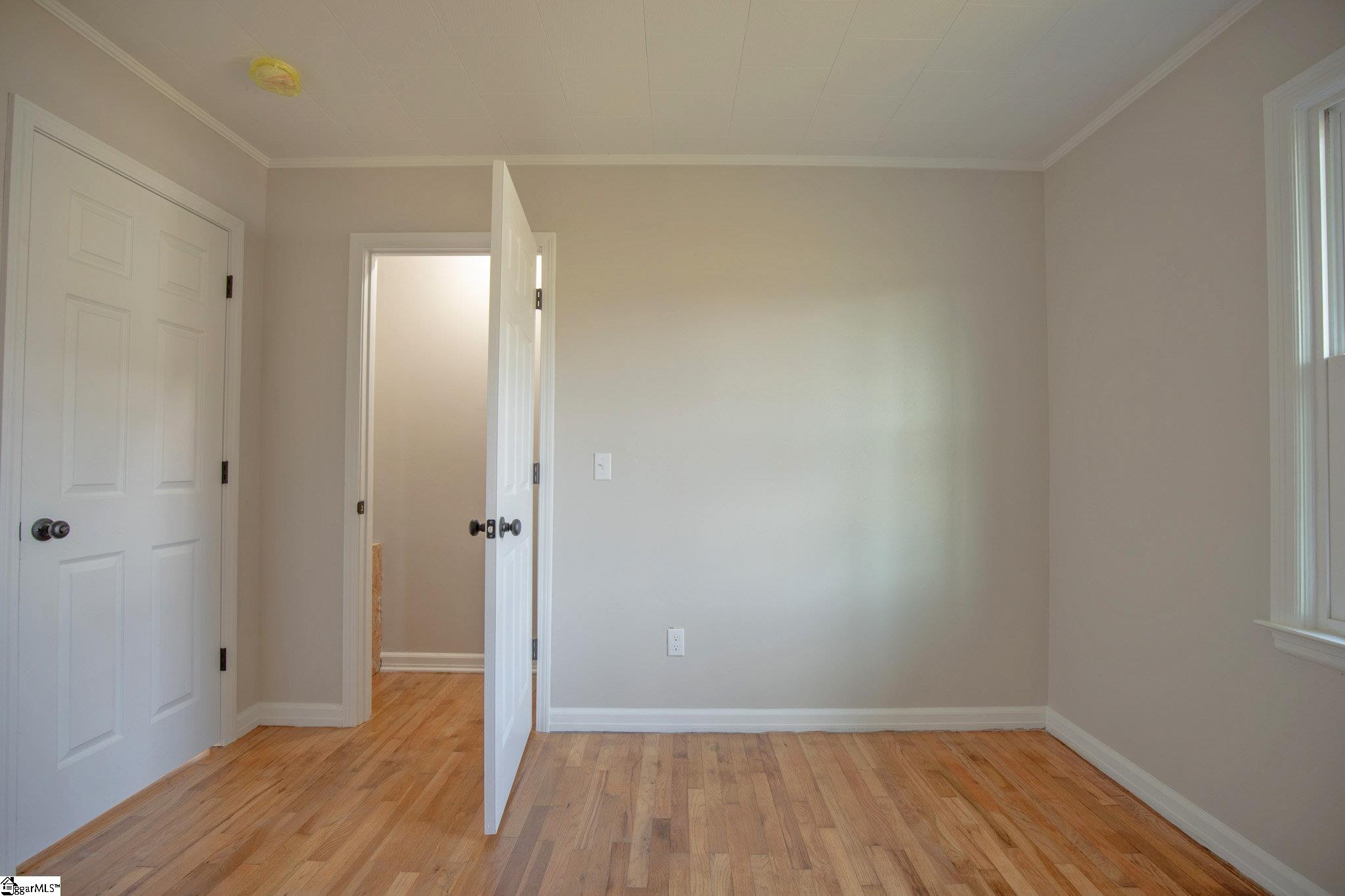 1529 Blue Ridge Boulevard Seneca, SC 29672 - Photo 15 of 24 Gallery Image 15