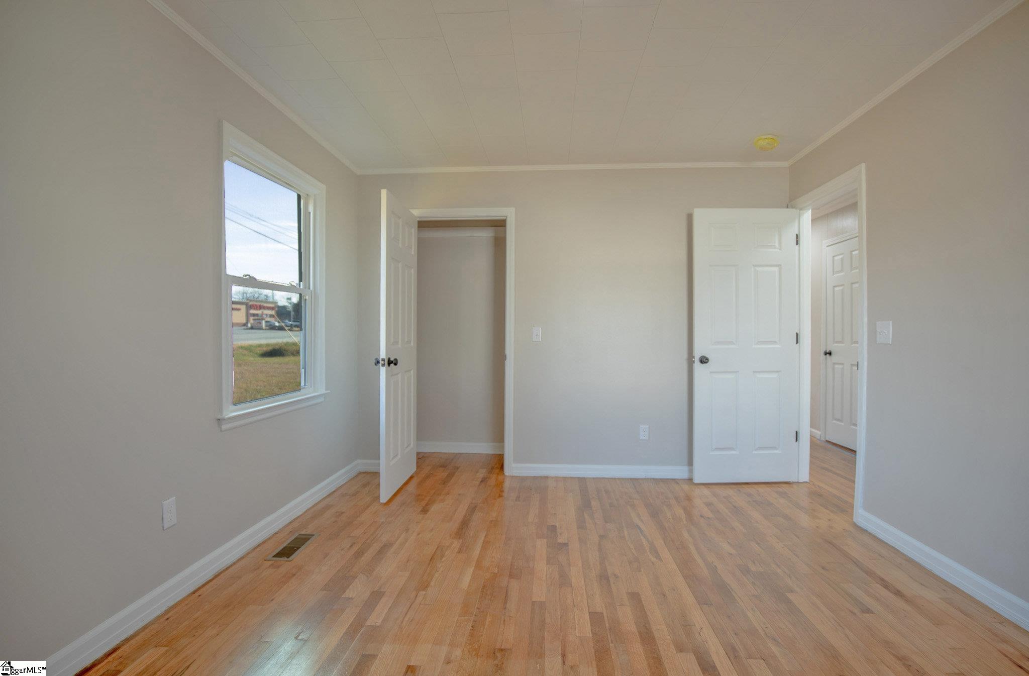 1529 Blue Ridge Boulevard Seneca, SC 29672 - Photo 19 of 24 Gallery Image 19