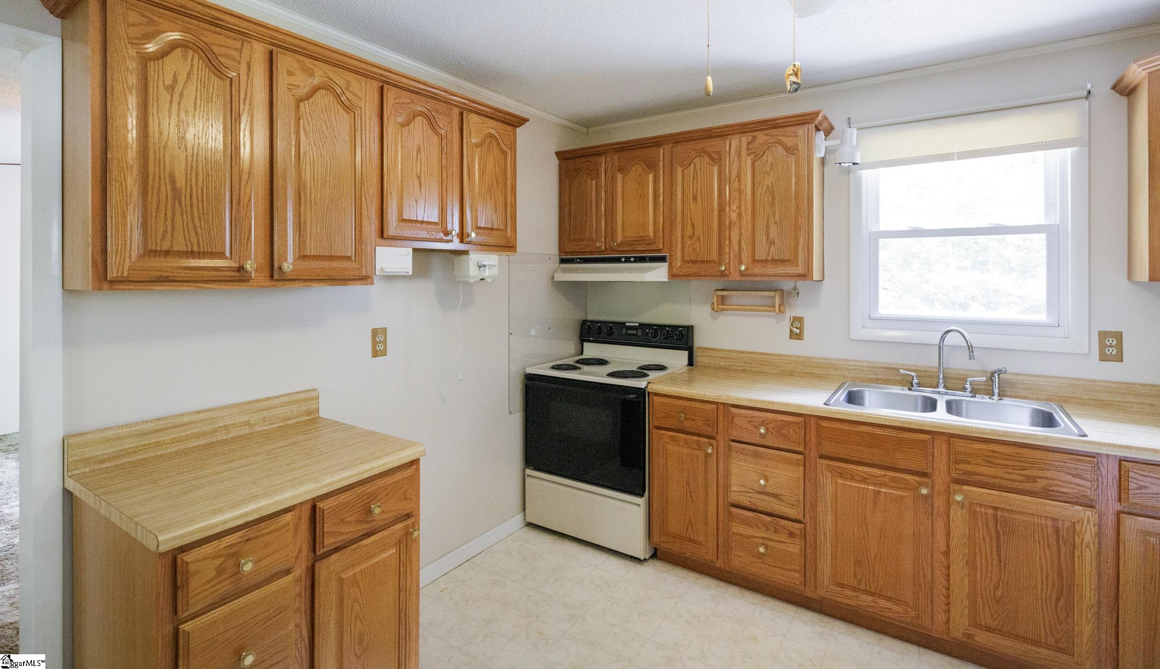 329 Berry Road Pelzer, SC 29669 - Photo 25 of 38