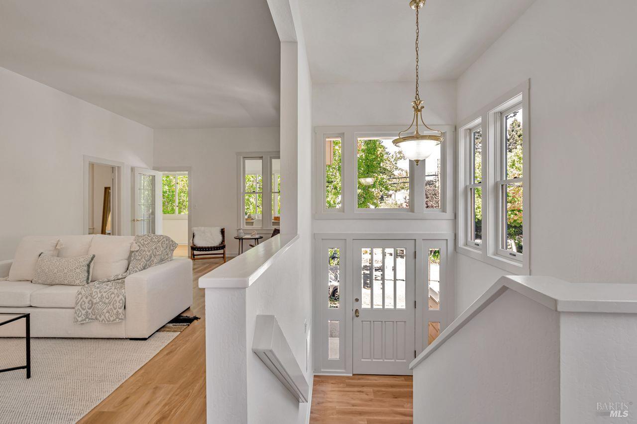 105 Bayview Street San Rafael, CA 94901 - Photo 1 of 27