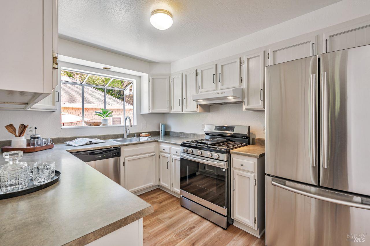 105 Bayview Street San Rafael, CA 94901 - Photo 7 of 27