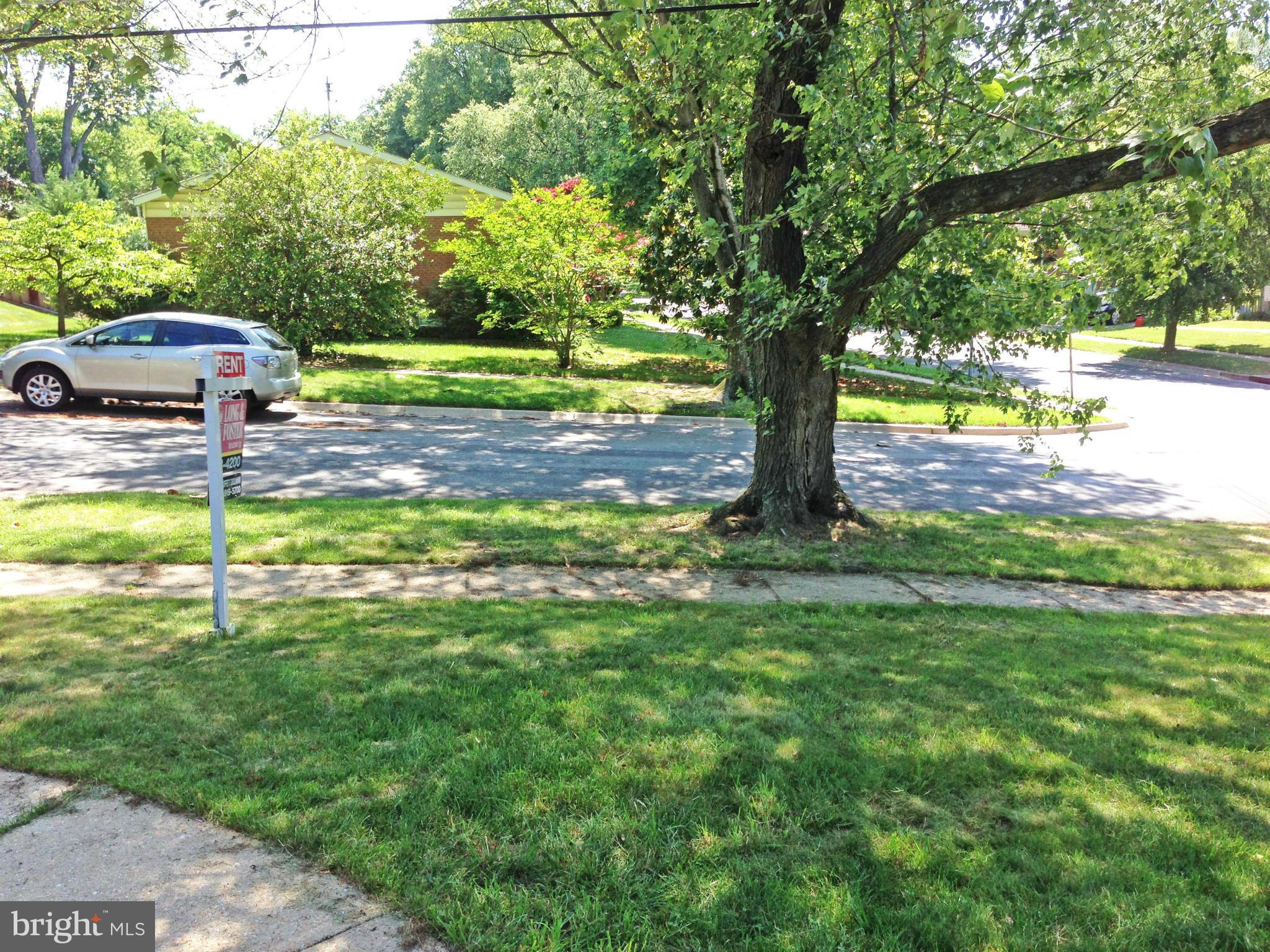 9708 Belvedere Place Silver Spring, MD 20910 - Photo 15 of 17 Exterior (General)