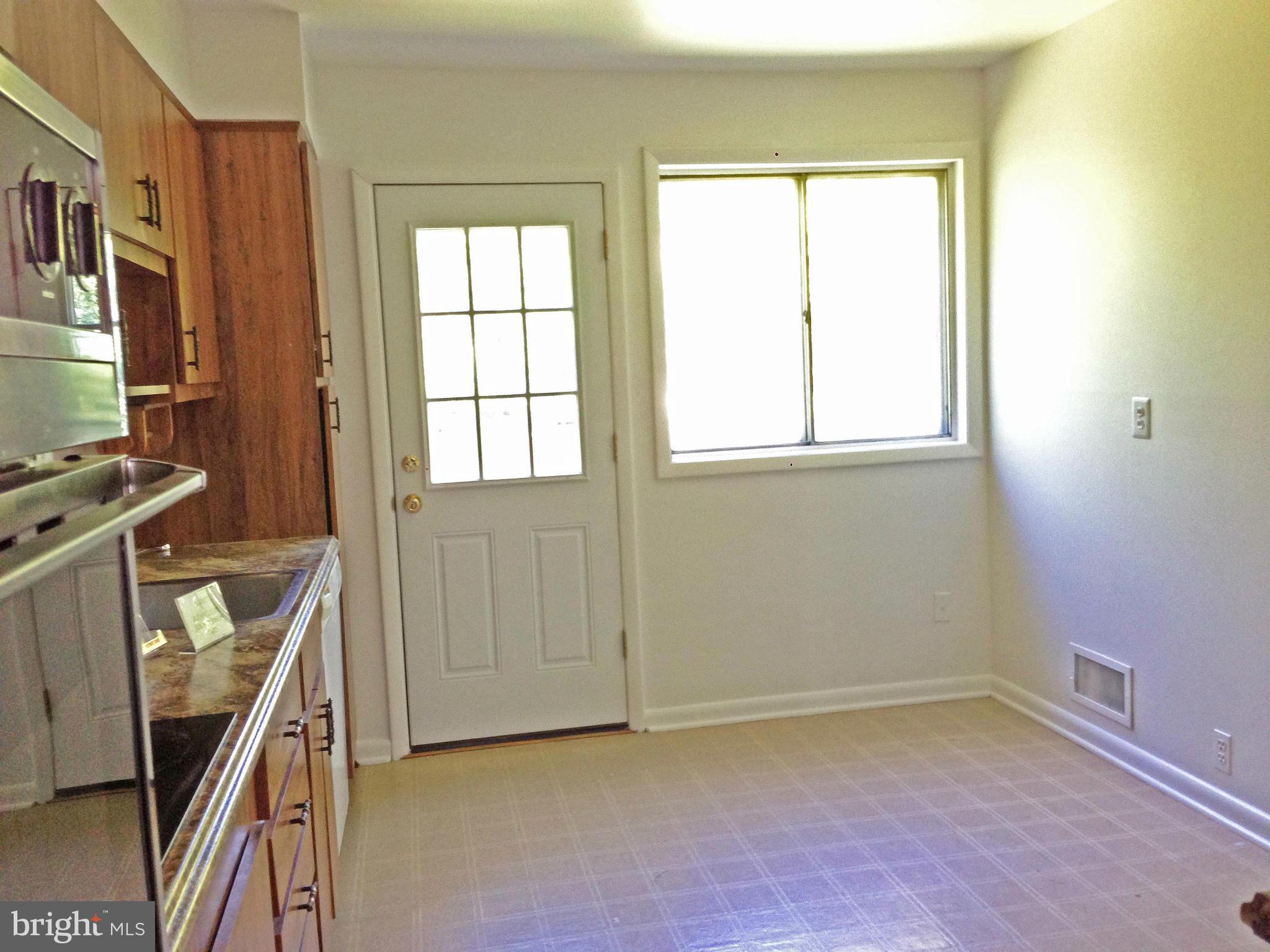 9708 Belvedere Place Silver Spring, MD 20910 - Photo 6 of 17 Kitchen
