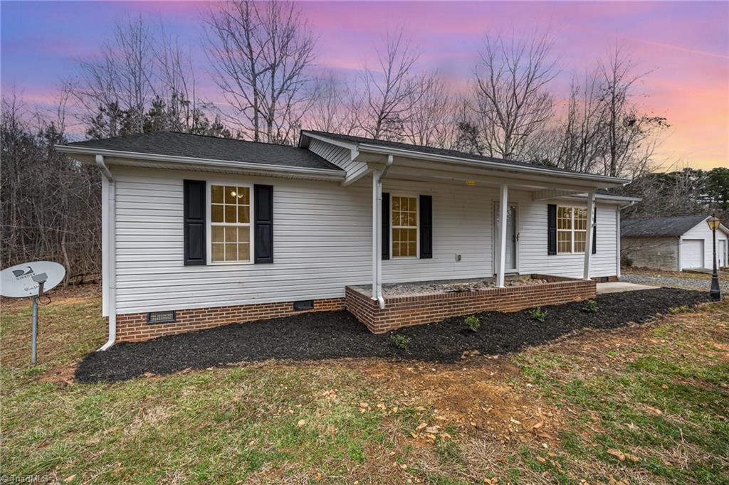 146 Walnut Road Lexington, NC 27292 - Photo 1 of 19 Gallery Image 1