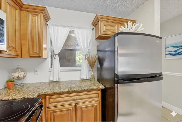 $1,950 | 1701 Balfour Point Drive, Unit E, West Palm Beach, FL 33411