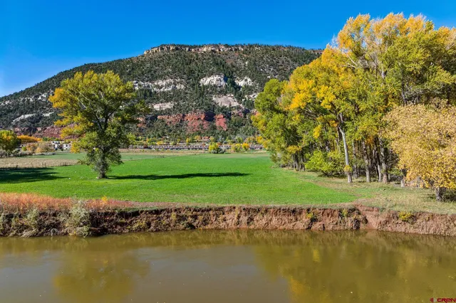 a view of a lake with houses