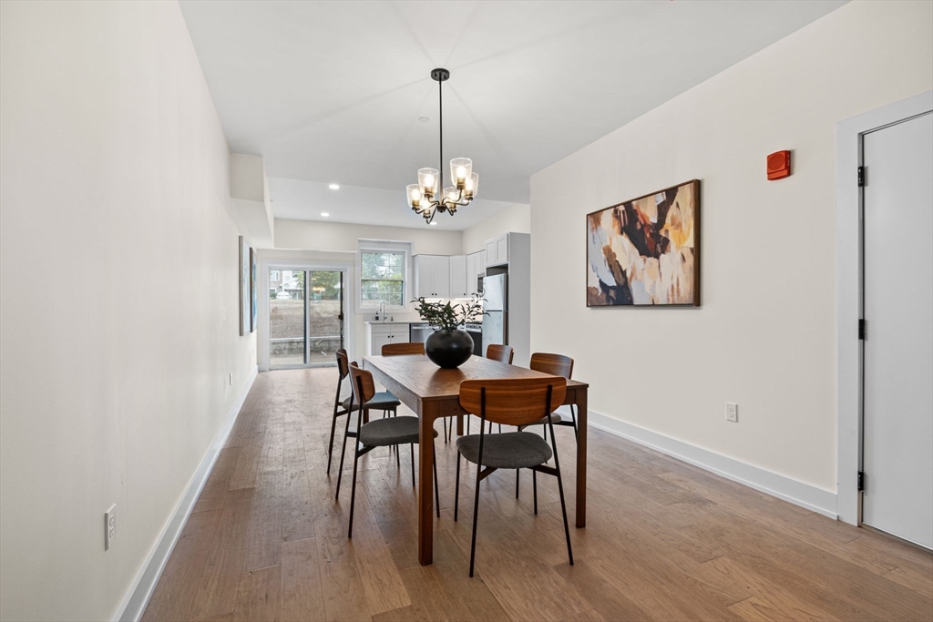 100 Albion Road, Unit 406 Bedford, MA 01730 - Photo 5 of 17 Gallery Image 5