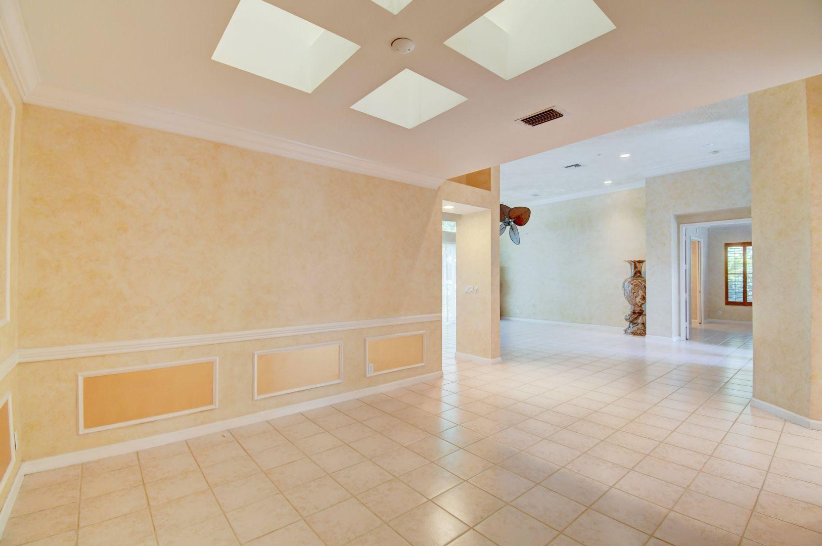 20710 Northwest 29th Avenue Boca Raton, FL 33434 - Photo 6 of 35