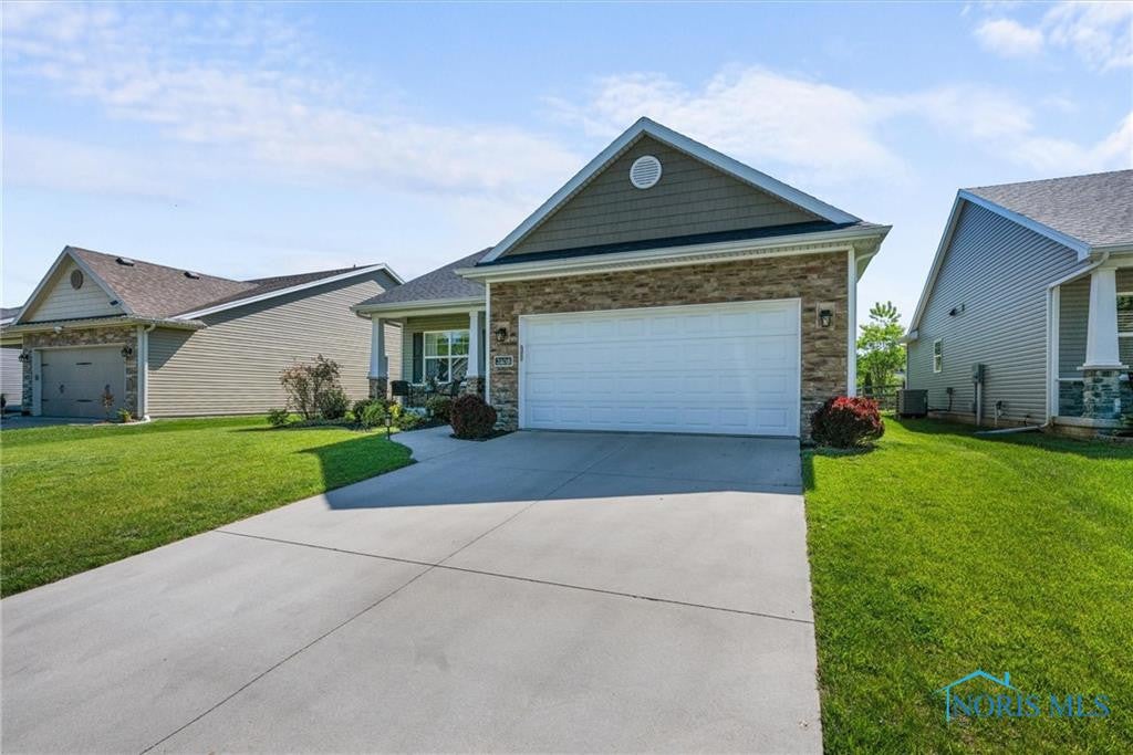 2108 Oakside Road Toledo, OH 43615 - Photo 4 of 35 Gallery Image 4