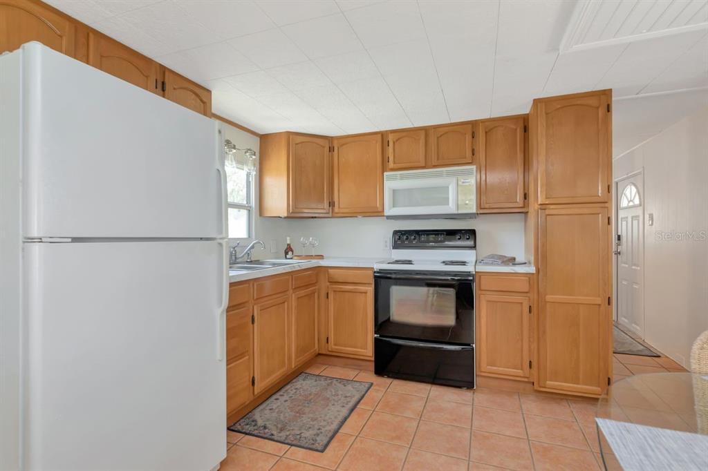9900 Ulmerton Road, Unit 35 Largo, FL 33771 - Photo 8 of 36