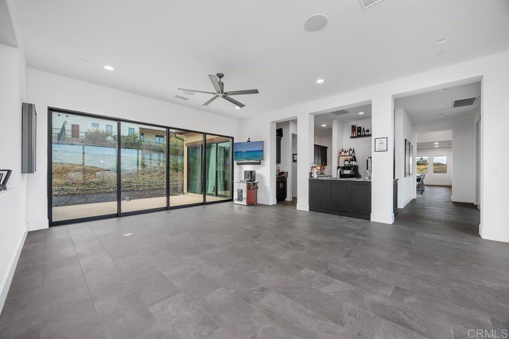 3881 Rancho Summit Drive Encinitas, CA 92024 - Photo 12 of 39