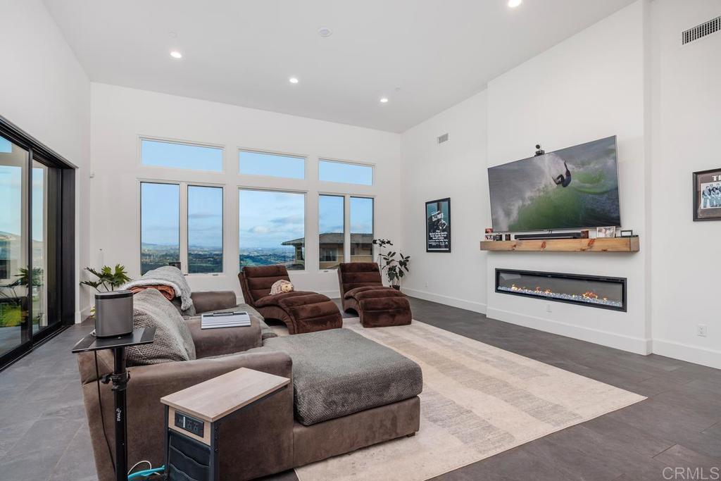 3881 Rancho Summit Drive Encinitas, CA 92024 - Photo 20 of 39