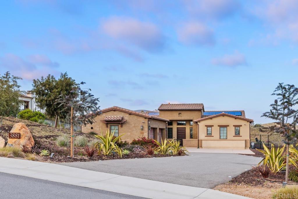 3881 Rancho Summit Drive Encinitas, CA 92024 - Photo 2 of 39