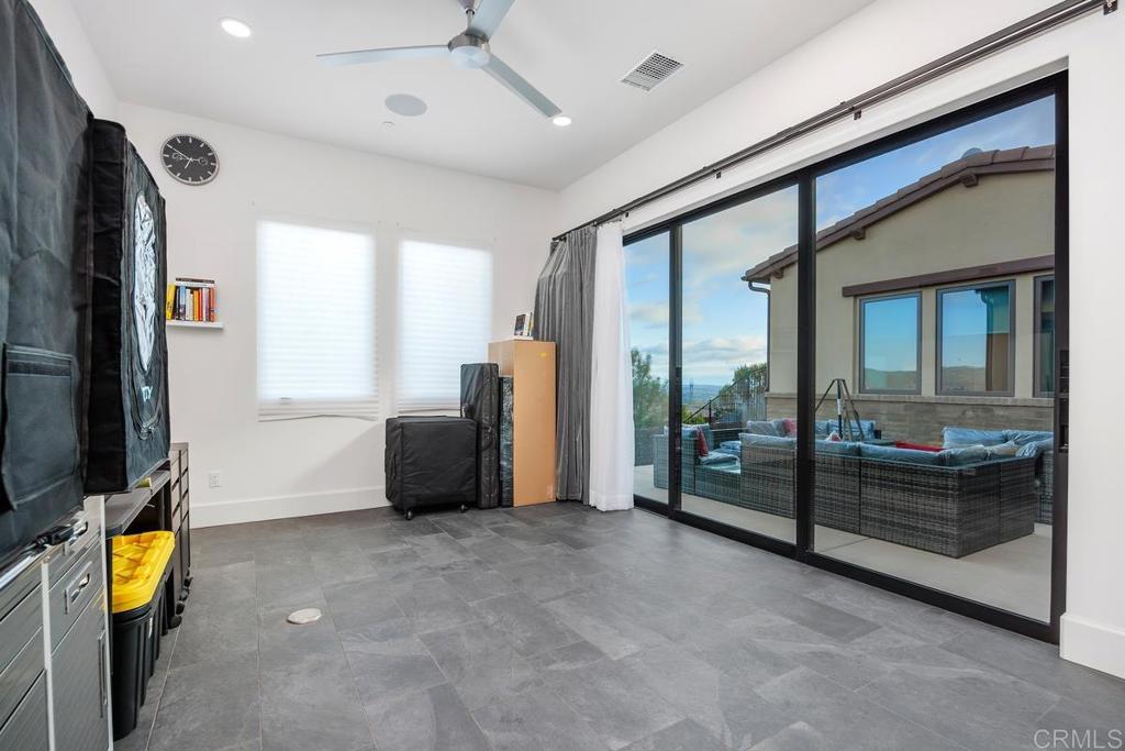 3881 Rancho Summit Drive Encinitas, CA 92024 - Photo 23 of 39