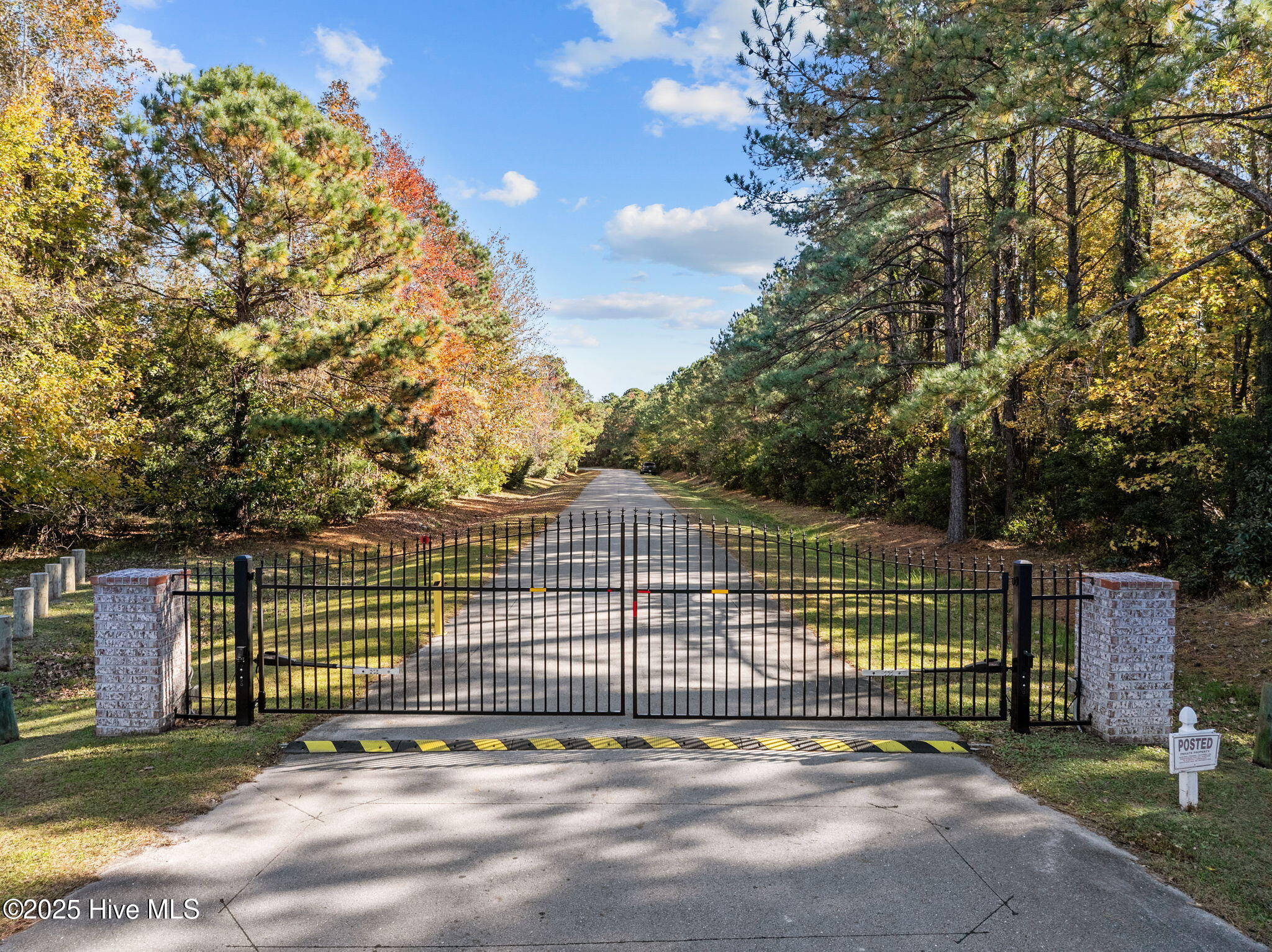 132 Royal Palms Way Holly Ridge, NC 28445 - Photo 18 of 26 4-web-or-mls-DJI_20251117090327_0013_D