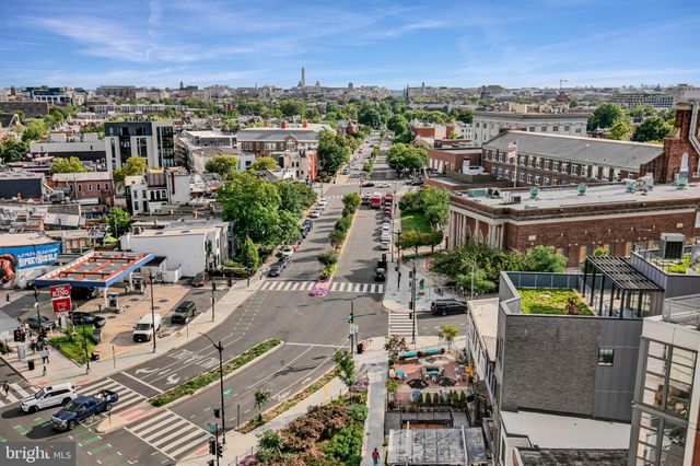 a view of building with an outdoor space