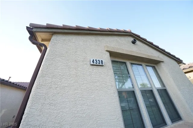 $2,195 | 4338 Oasis Valley Avenue, North Las Vegas, NV 89085
