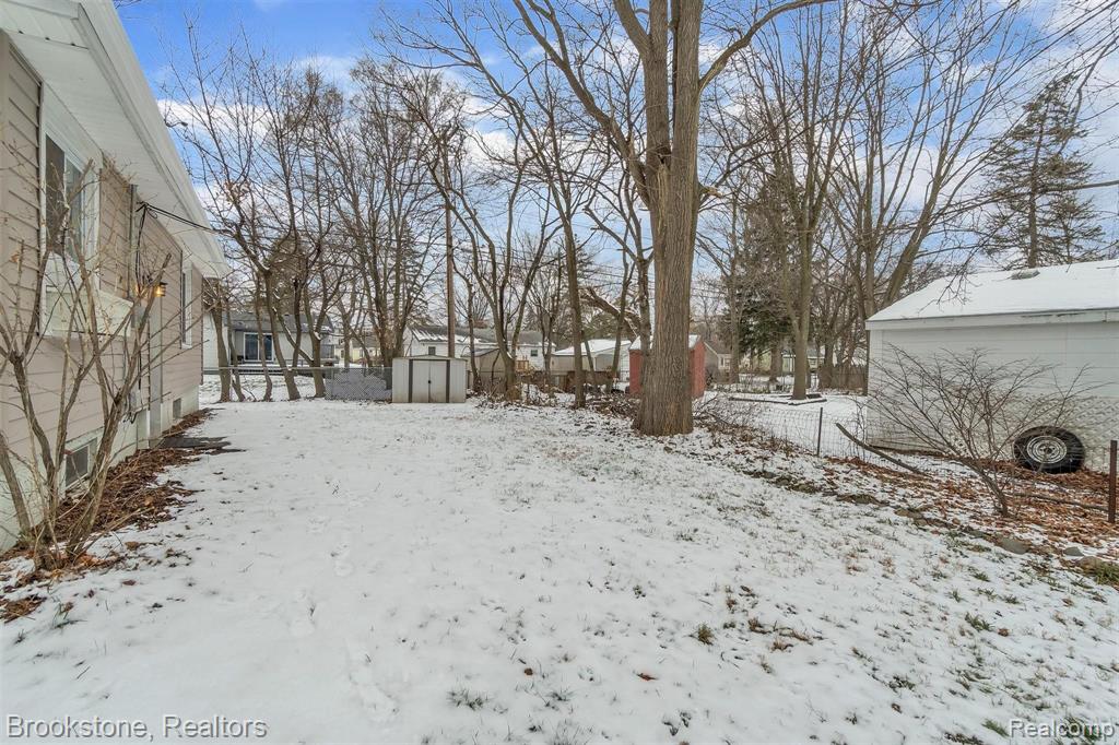 1395 Dawes Avenue Rochester Hills, MI 48307 - Photo 33 of 36