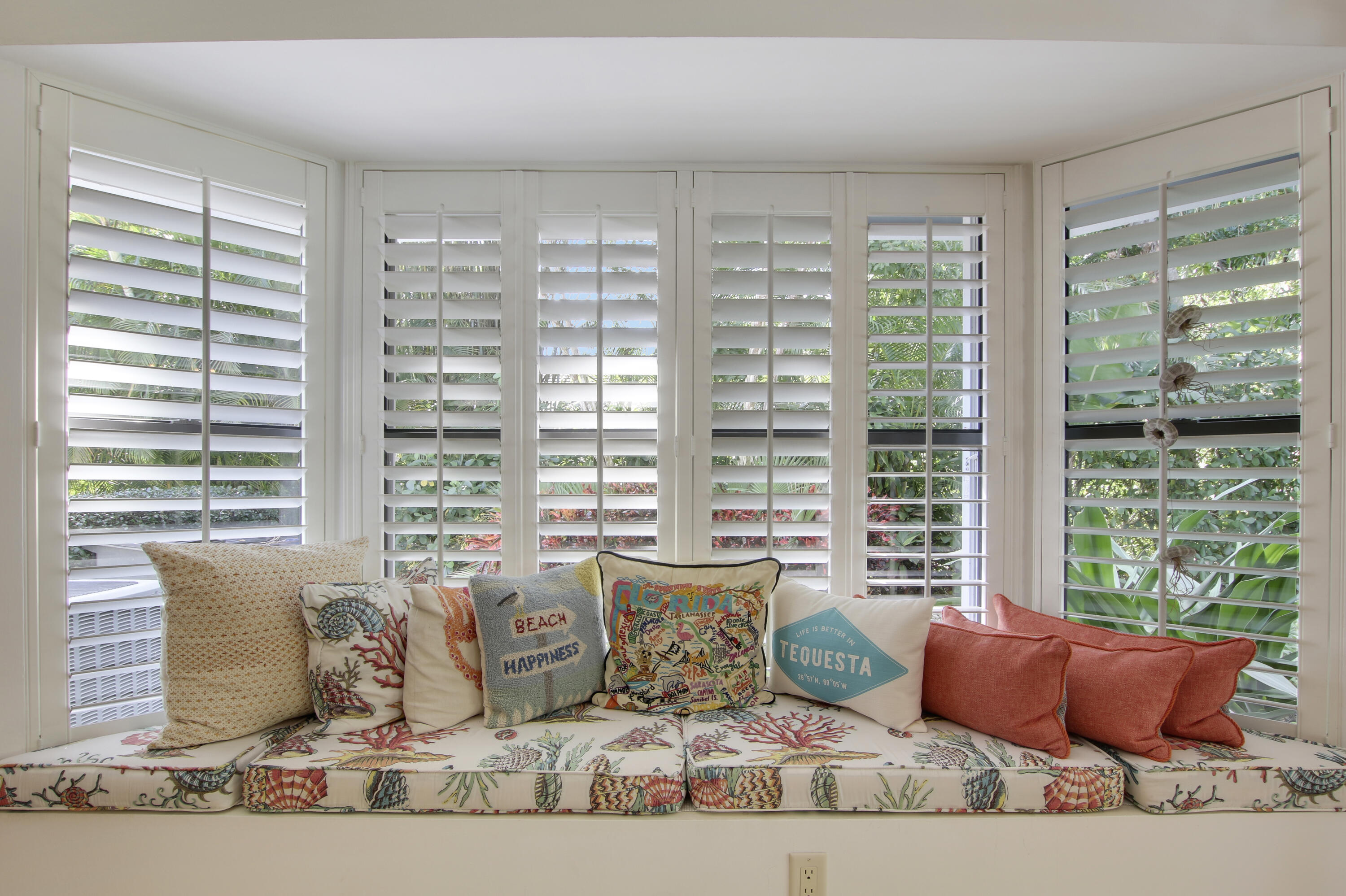 18290 Southeast Ridgeview Drive Jupiter, FL 33469 - Photo 18 of 61 Bay Windows