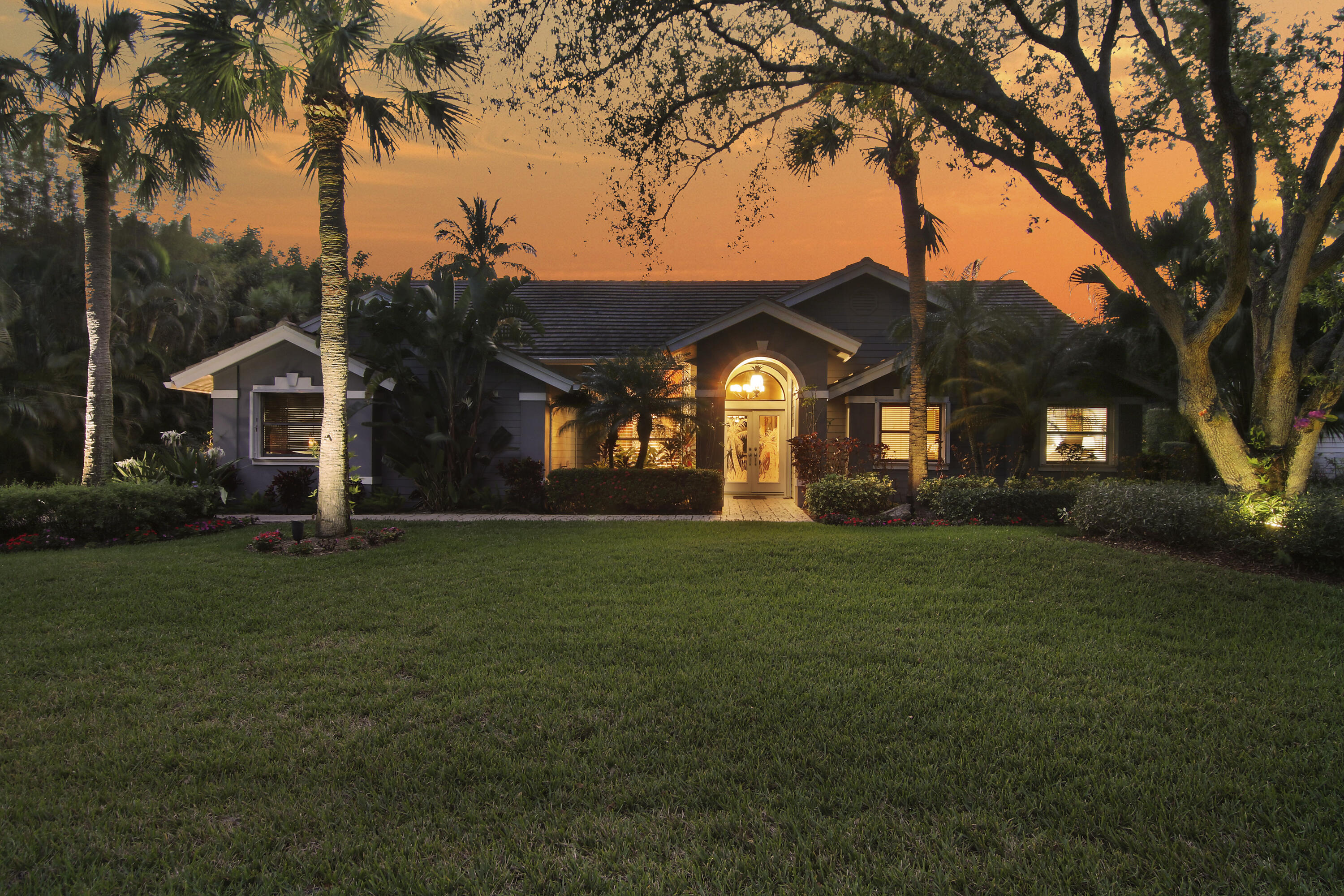 18290 Southeast Ridgeview Drive Jupiter, FL 33469 - Photo 33 of 61 Front Exterior