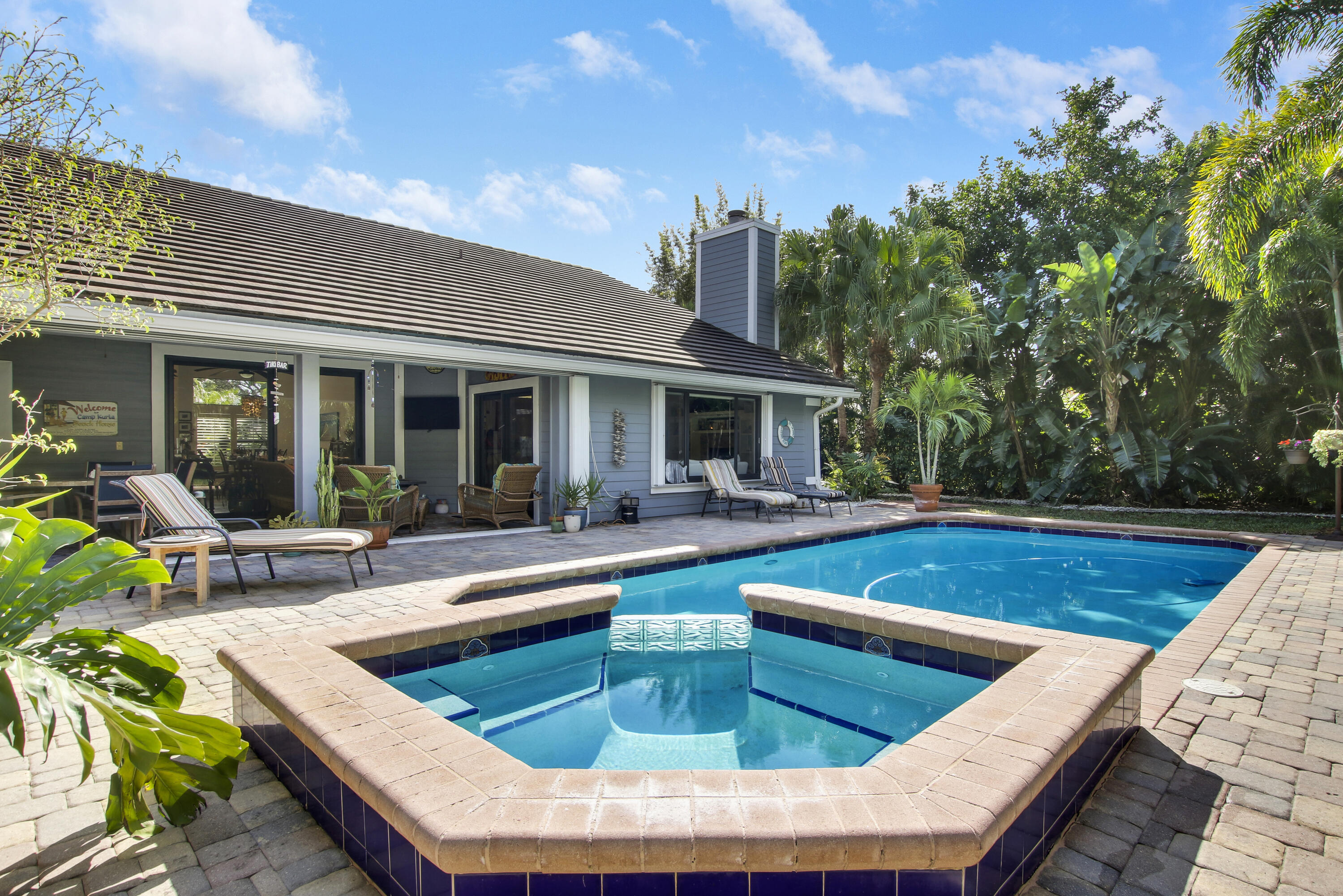 18290 Southeast Ridgeview Drive Jupiter, FL 33469 - Photo 4 of 61 Pool