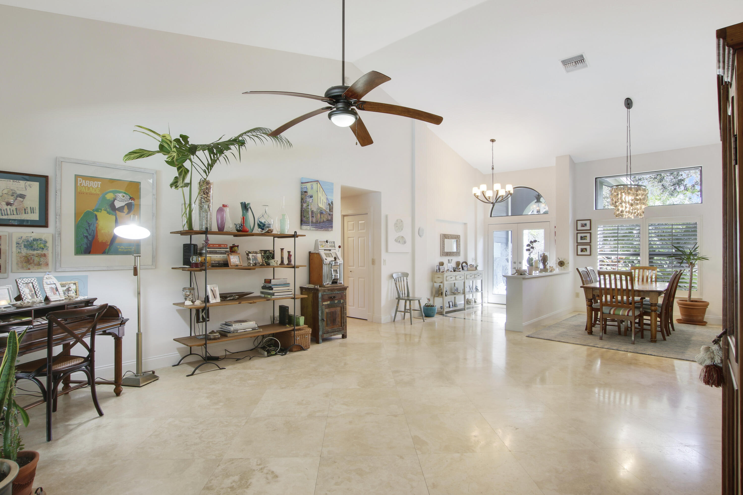18290 Southeast Ridgeview Drive Jupiter, FL 33469 - Photo 6 of 61 Family Room