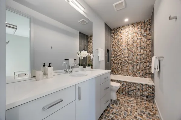 $1,595,000 | 107 West Johanna Street, Unit B, Austin, TX 78704