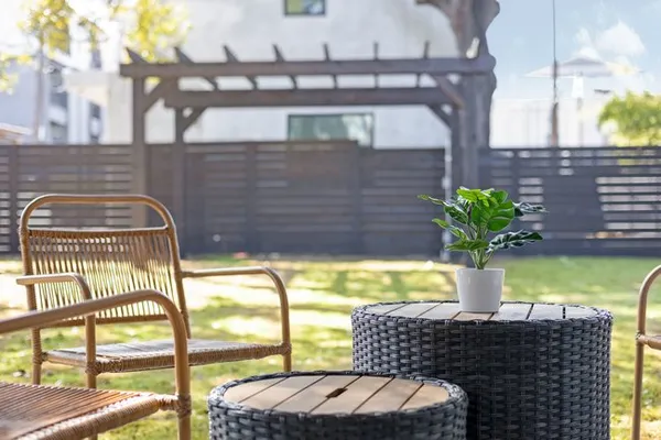 $1,595,000 | 107 West Johanna Street, Unit B, Austin, TX 78704