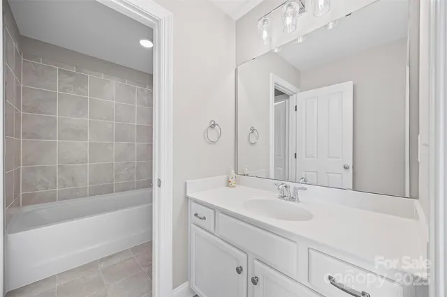 $1,149,000 | 208 South Shore Drive, Belmont, NC 28012