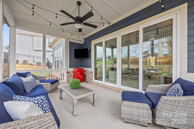 $1,149,000 | 208 South Shore Drive, Belmont, NC 28012