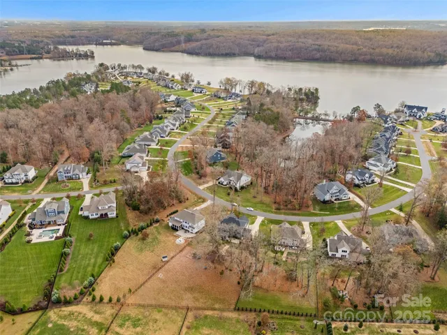 $1,149,000 | 208 South Shore Drive, Belmont, NC 28012