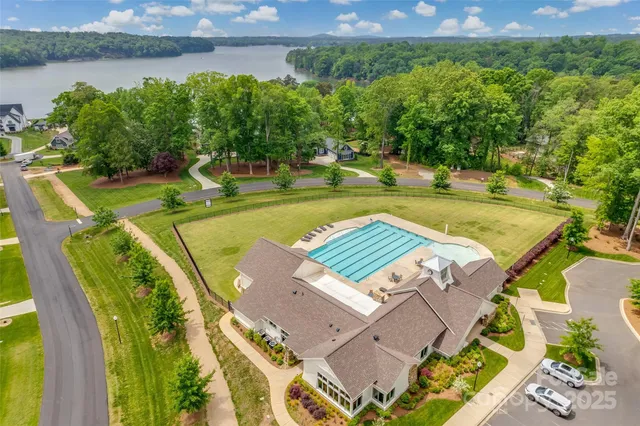 $1,149,000 | 208 South Shore Drive, Belmont, NC 28012