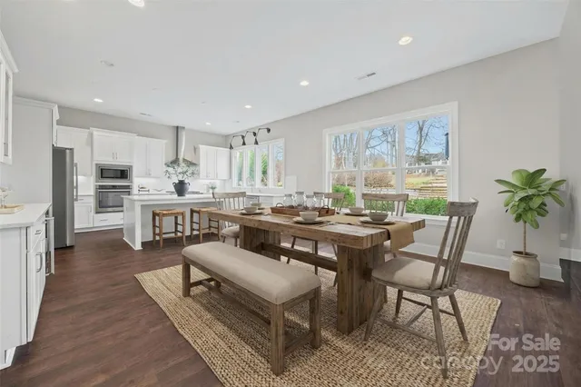 $1,149,000 | 208 South Shore Drive, Belmont, NC 28012