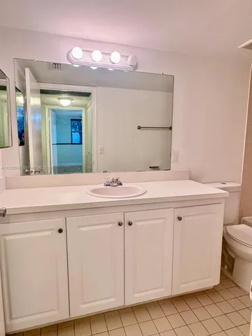 $1,900 | 8245 Lake Drive, Unit 207, Doral, FL 33166