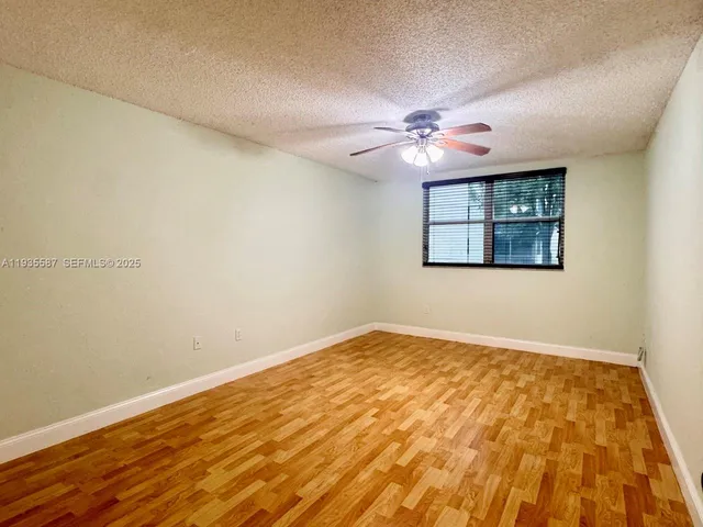 $1,900 | 8245 Lake Drive, Unit 207, Doral, FL 33166