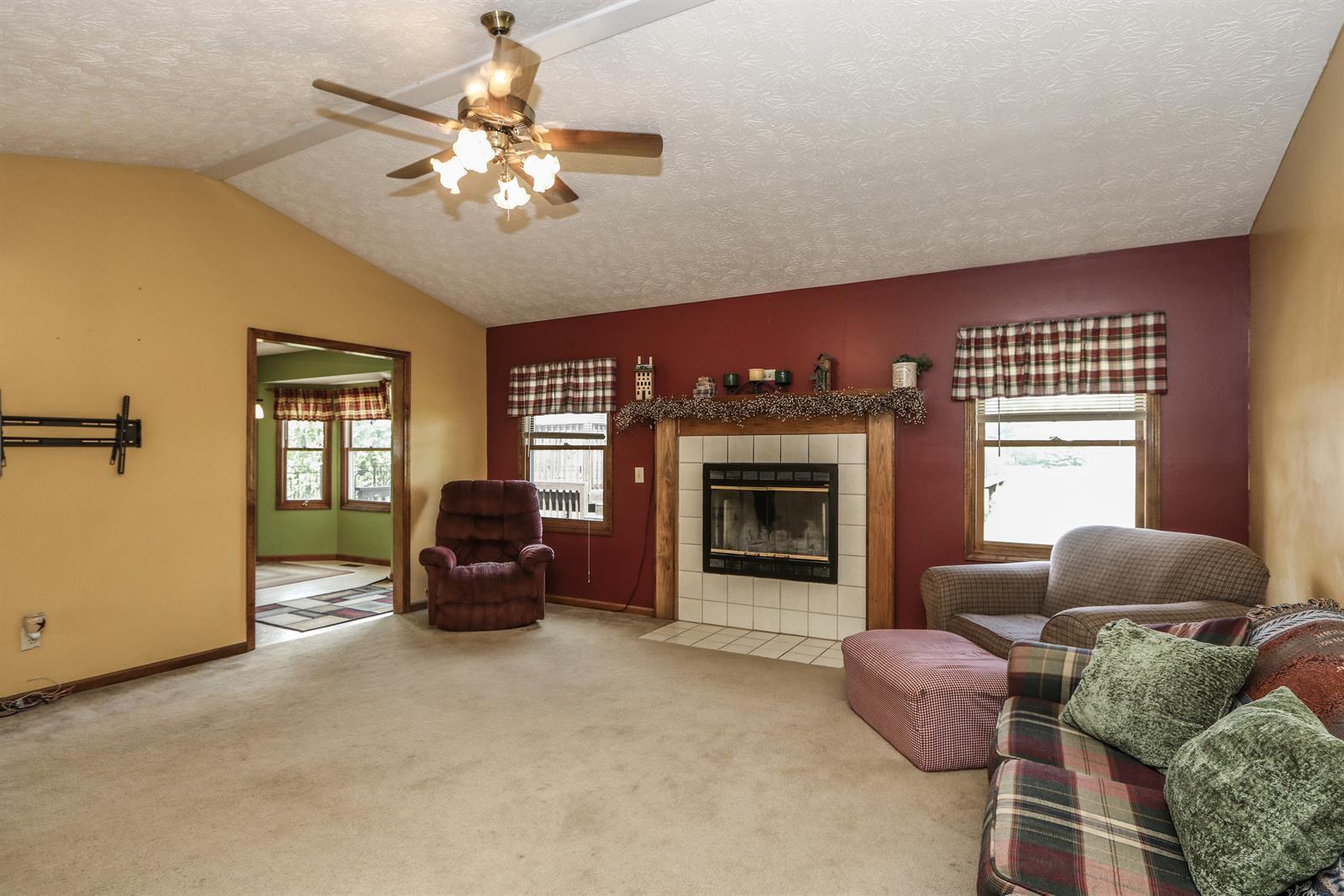 3964 Petre Road Springfield, OH 45502 - Photo 5 of 32