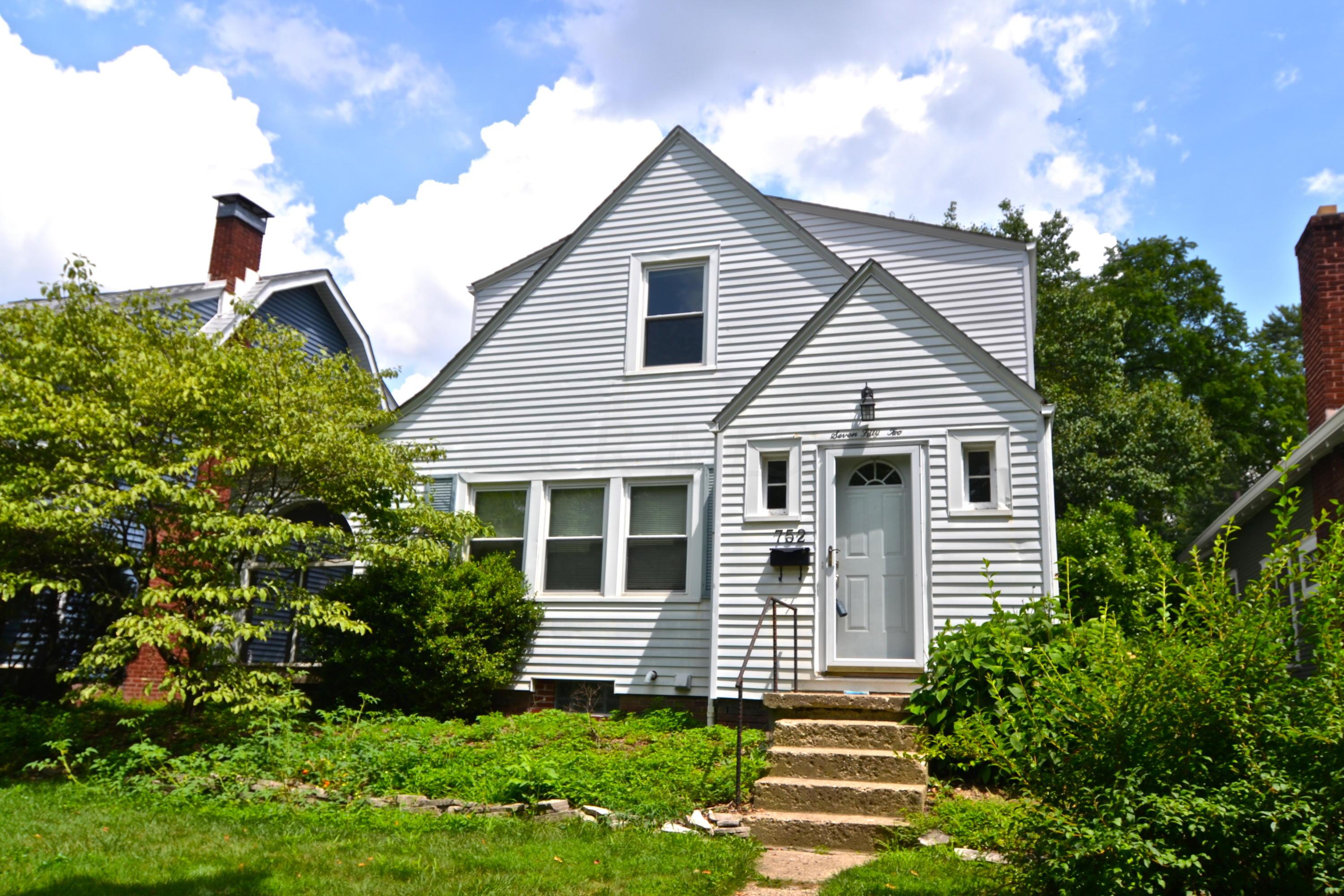 752 South Cassingham Road Bexley, OH 43209 - Photo 1 of 24 Gallery Image 1