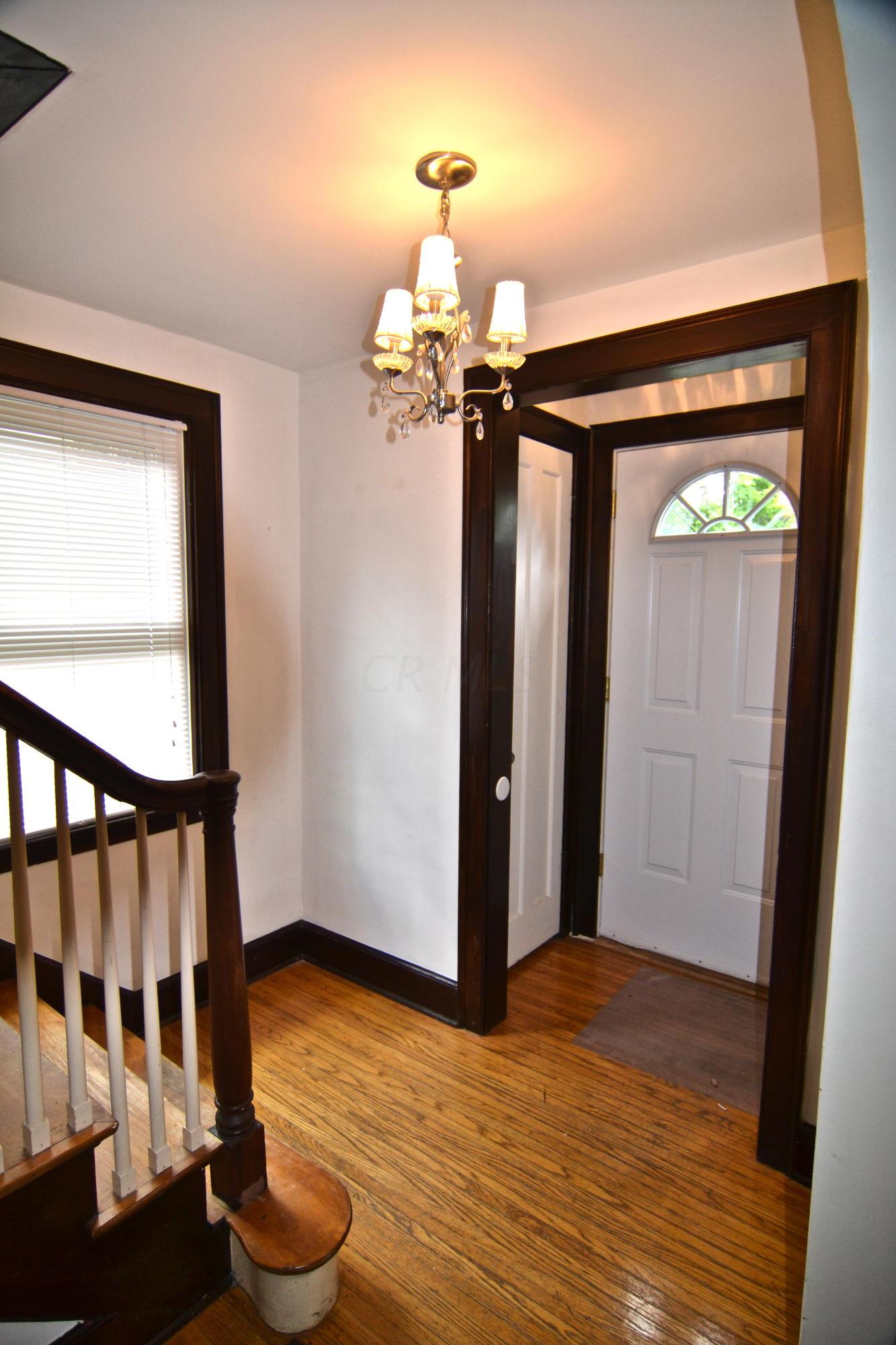 752 South Cassingham Road Bexley, OH 43209 - Photo 4 of 24 Gallery Image 4