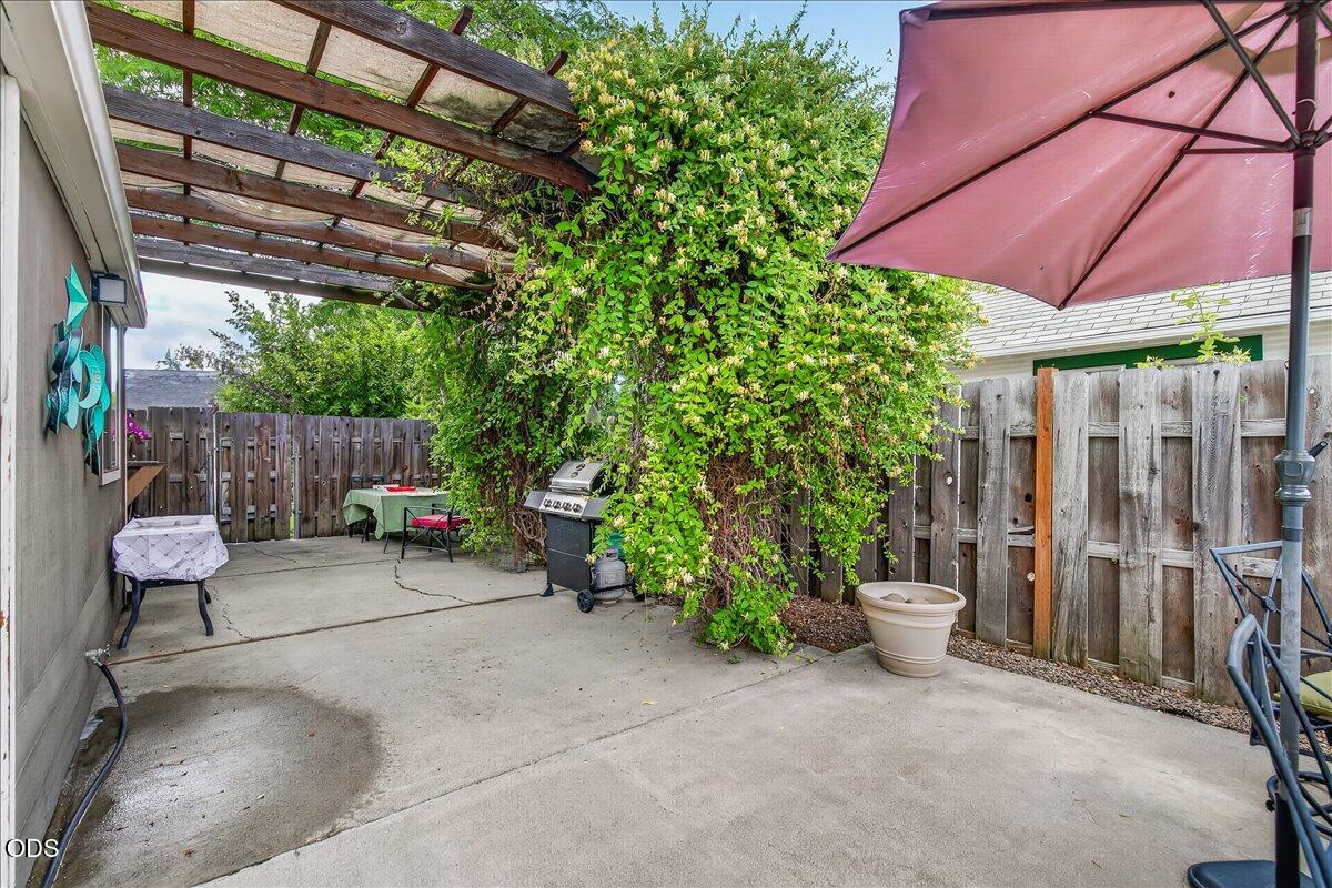 331 Mae Street Medford, OR 97504 - Photo 23 of 26