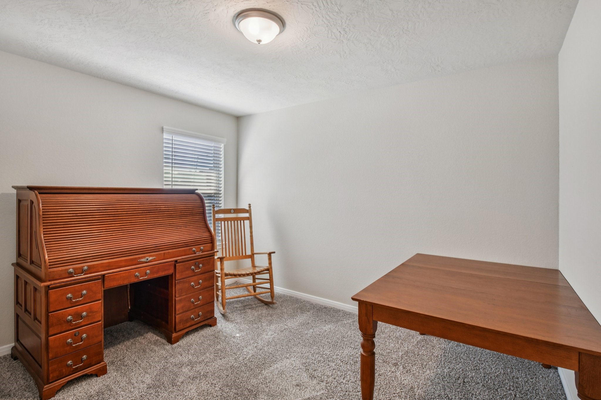 199 Racetrack Lane Montgomery, TX 77356 - Photo 23 of 40 a view of room with washer and dryer