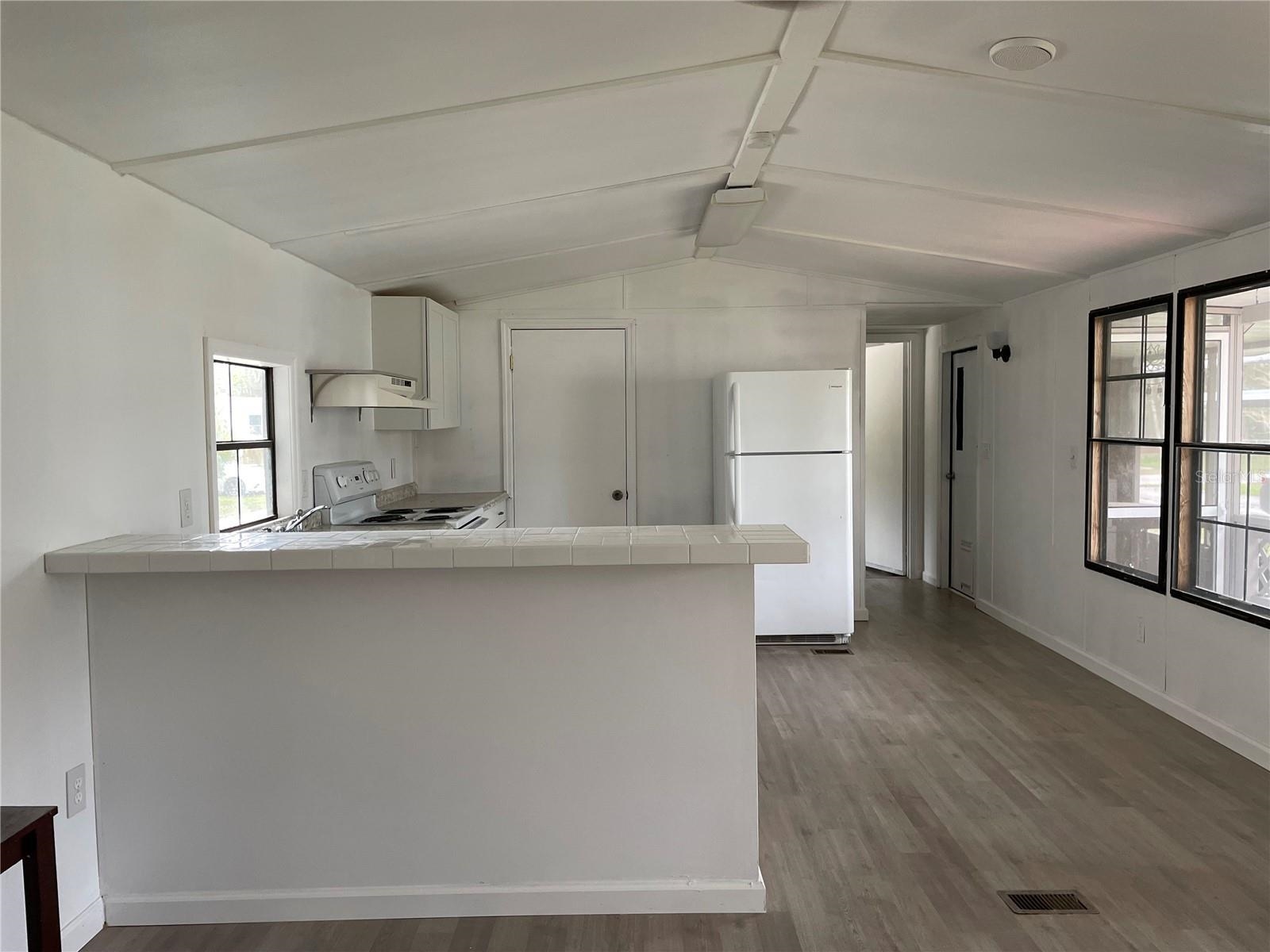 112 Edgewater Road Satsuma, FL 32189 - Photo 12 of 42 Gallery Image 12