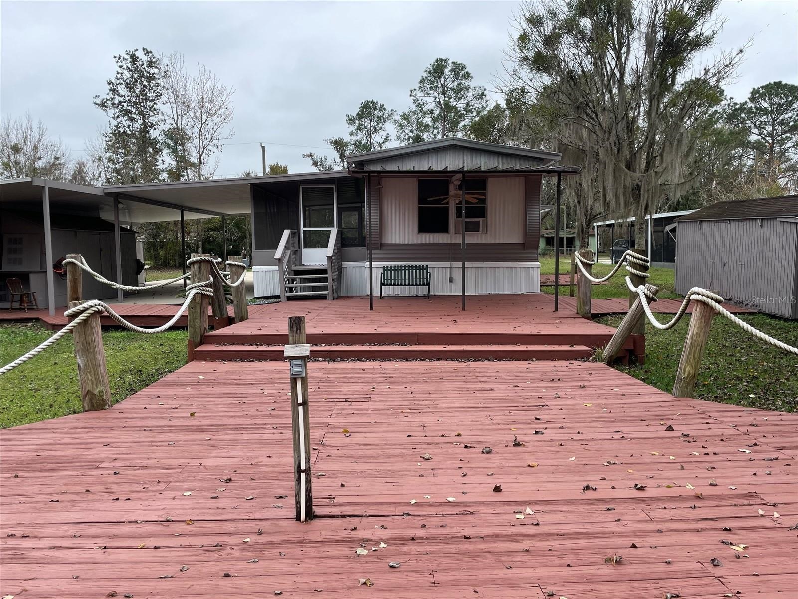 112 Edgewater Road Satsuma, FL 32189 - Photo 37 of 42 Gallery Image 37