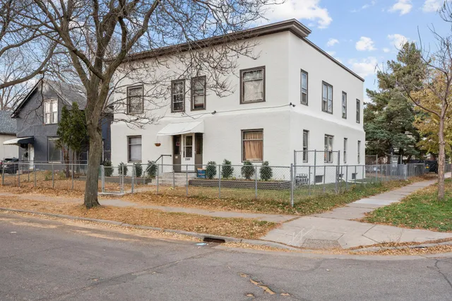 $480,000 | 2500 16th Avenue South, Minneapolis, MN 55404