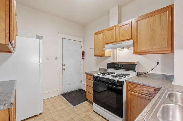 $480,000 | 2500 16th Avenue South, Minneapolis, MN 55404