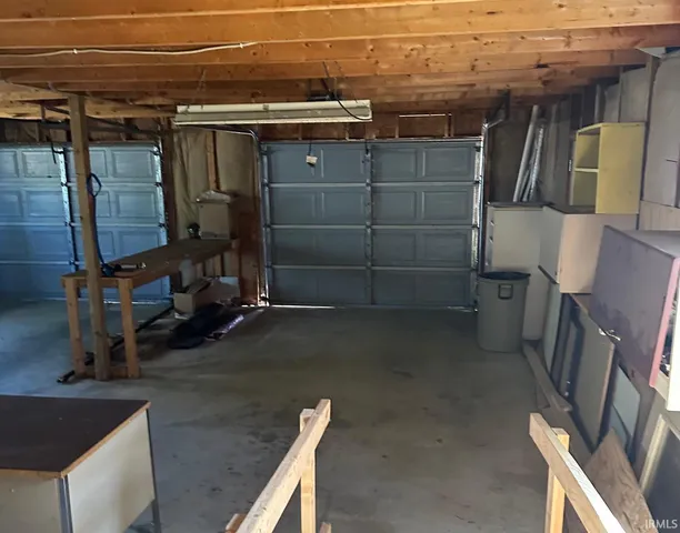 $209,900 | 914 Orchard Street, Mitchell, IN 47446