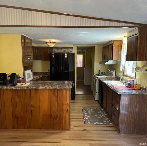 $209,900 | 914 Orchard Street, Mitchell, IN 47446