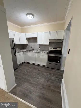 $1,350 | 36 South Cameron Street, Unit 2, Winchester, VA 22601
