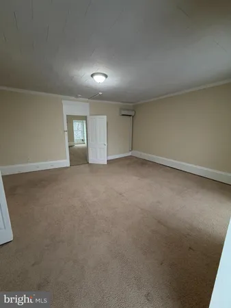 $1,350 | 36 South Cameron Street, Unit 2, Winchester, VA 22601